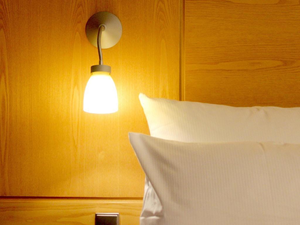 Best Western Hotel Kantstrasse Berlin Berlim Quarto foto