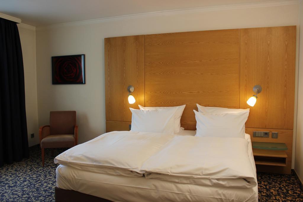 Best Western Hotel Kantstrasse Berlin Berlim Exterior foto