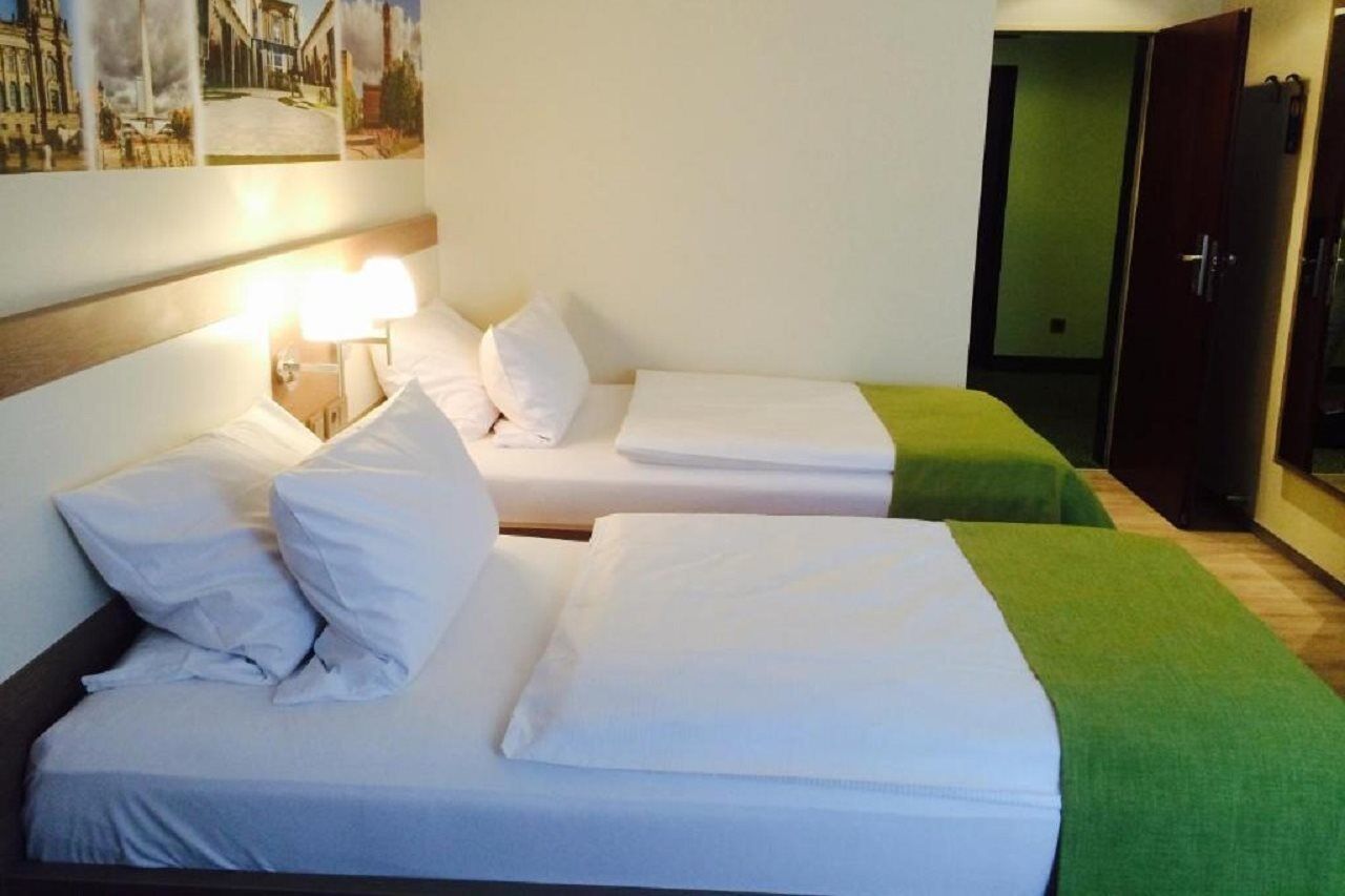 Best Western Hotel Kantstrasse Berlin Berlim Exterior foto